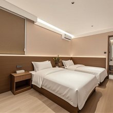 云季里酒店(大理州医院高铁站店)