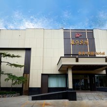邹平东升乐居酒店(邹平汽车站店)