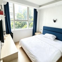 七橙酒店(深圳笋岗地铁站店)