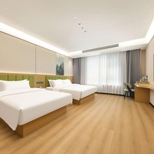 格林豪泰智选酒店(开封万岁山武侠城清明上河园店)