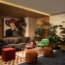 YUEBY·阅白设计师酒店(广州珠江新城五羊邨地铁站店)