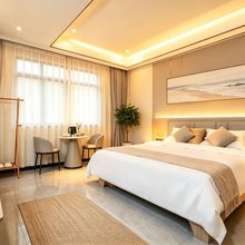 畔山英居(珠海金湾机场店)