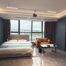仟寻与梦影音自助公寓