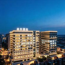 卓升酒店(成都武侯红牌楼地铁站店)