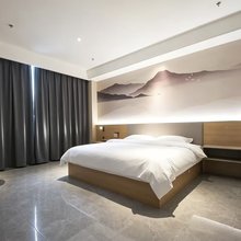 邂逅春天酒店