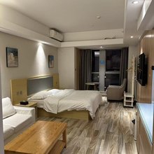 湖景半岛酒店(郑州龙子湖木华广场店)