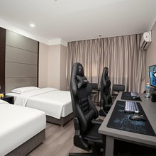 电玩鲸电竞酒店(南坪五小区店)