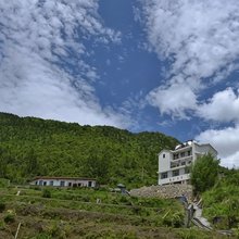 云和鸡鸣三县农庄