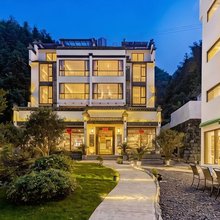 竹院里·Leisure 竹间慢时光美宿(黄山景区换乘中心店)