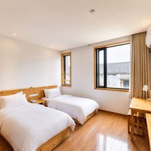 黄山望山公社特色酒店