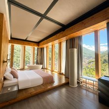 敏舒麦朵山栖·观云|Mist Cliffly|山景静享民宿(康定情歌广场店)