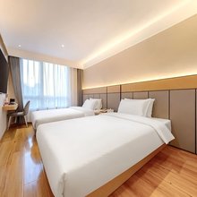 奥盛园酒店(北京奥林匹克森林公园北园西门林萃桥地铁站店)