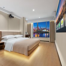 如枫江景智能美宿(解放碑步行街洪崖洞店)
