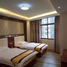 罗平鸿瑞酒店
