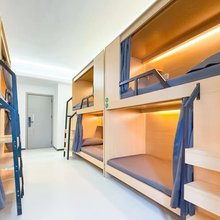 梦醒时分青年公寓(八一广场店)