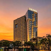 28度·泉酒店(泸州万象汇西南医科大学附属中医医院店)