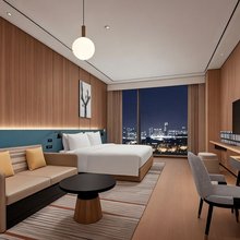 时光里·金融城明月轻居美宿酒店(观山湖会展中心银行北街店)
