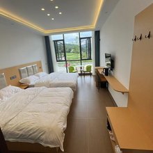 漫云居民宿(阿西里西韭菜坪店)