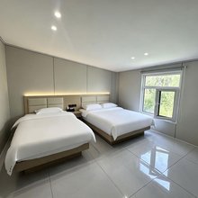 克什克腾旗旷野云居民宿