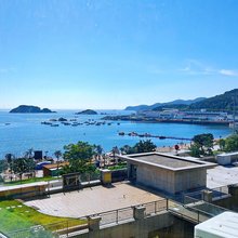 艺轩·极简美学|一线海景全景沙滩|自助旅居民宿(半月湾沙滩店)