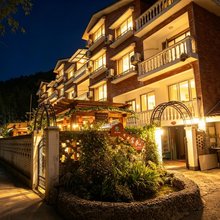 老君山美庐山庄(云景索道店)