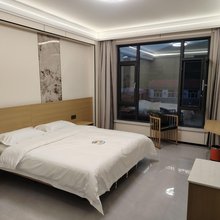 克什克腾旗石阵客栈