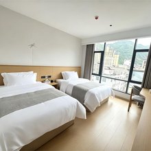 悦归酒店(官鹅沟景区入口店)
