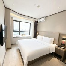 怡莱酒店(长春砂之船地铁站店)