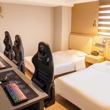 电玩鲸电竞酒店(南京仙林大学城仙林中心地铁站店)