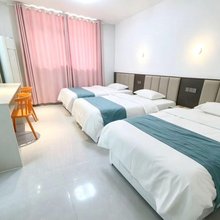 柒月客栈(濮阳五一路店)