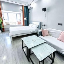 东海蓝屿轻奢民宿(东海水晶城店)