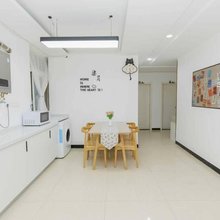 柒月全女生青年旅社(之心城店)
