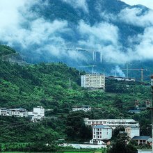 鹤峰南山里民宿