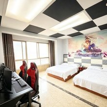 贵阳金飞电竞公寓(松花路地铁站店)