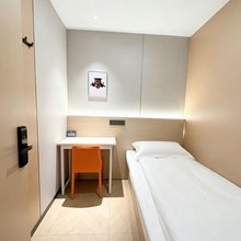 住小叮酒店(北京劲松双井地铁站店)