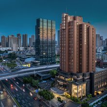 武汉光明万丽酒店