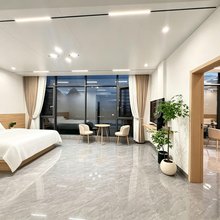 兴鸿民宿(遇龙河富里桥店)