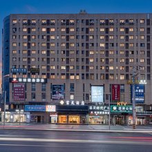 富灵酒店(上海周浦万达广场康桥地铁站店)