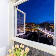 木棉花开见山见景民宿