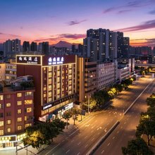 铂瑞酒店(赣州江南宋城步步高新天地店)