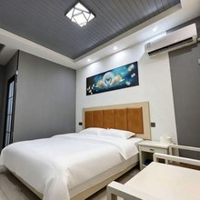 天鑫民宿(株洲火车站中心广场店)