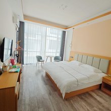 睿诚驿站(瓦屋山景区店)