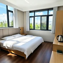 东平湖景民宿