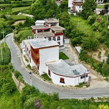丹巴耶喜拉姆民宿(基卡依村店)