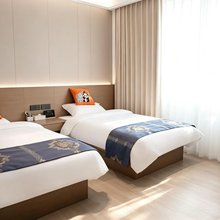 景东佳鹏酒店(景东客运站店)