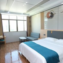 盛丰商务公寓(惠州仲恺高铁站潼侨店)