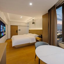 洪崖观澜全智能江景民宿(解放碑洪崖洞店)