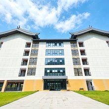 罗城清莲公寓(成龙湖店)