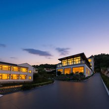 嬉戏里·山舍度假酒店(嬉戏谷店)
