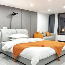 林深见鹿公寓(旺村地铁站店)